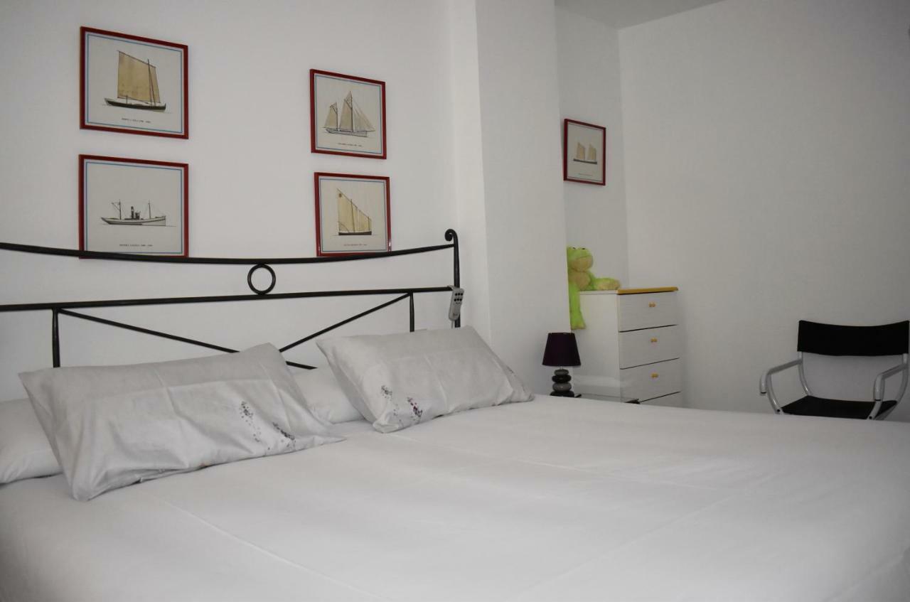 Magnolia, Habitacion Matrimonial Con Bano Uso Privado, En Casa Compartida Lejlighed Palafrugell Eksteriør billede