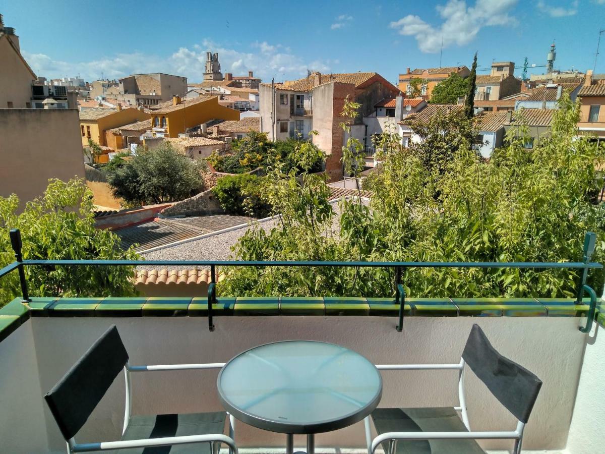 Magnolia, Habitacion Matrimonial Con Bano Uso Privado, En Casa Compartida Lejlighed Palafrugell Eksteriør billede